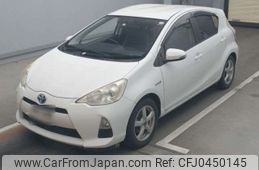 toyota aqua 2013 -TOYOTA--AQUA DAA-NHP10--NHP10-6223320---TOYOTA--AQUA DAA-NHP10--NHP10-6223320-