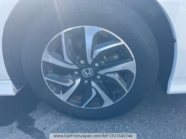 honda stepwagon 2019 CFJ1643744 image 2