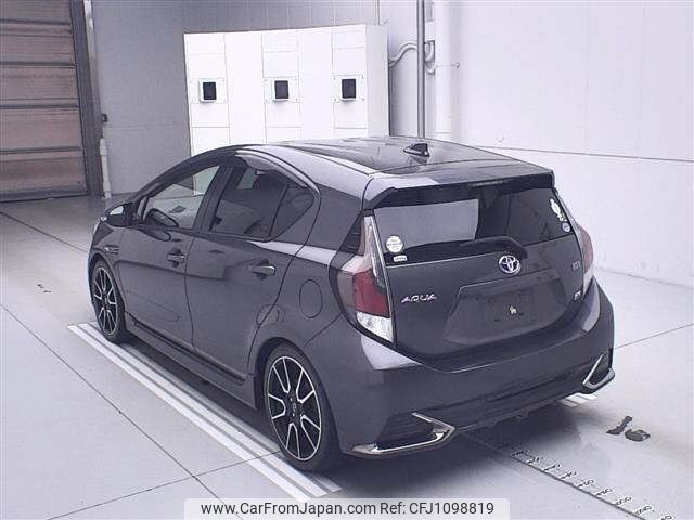 toyota aqua 2015 -TOYOTA--AQUA NHP10-2491639---TOYOTA--AQUA NHP10-2491639- image 2