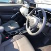 toyota corolla-cross 2025 CFJ1843504 image 3