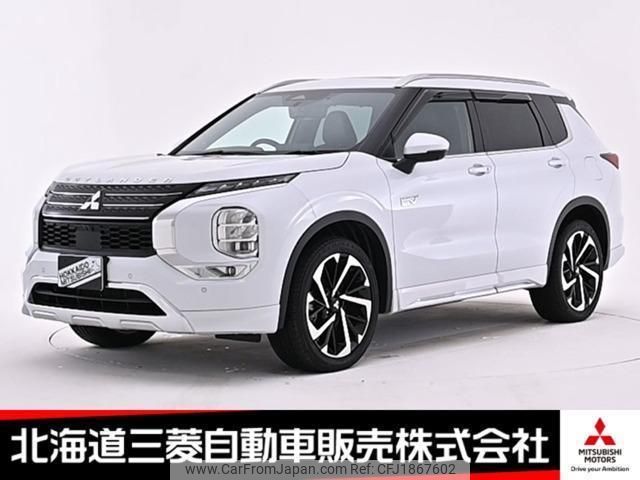 mitsubishi outlander-phev 2023 CFJ1867602 image 1