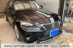 lexus is 2013 CFJ1704849