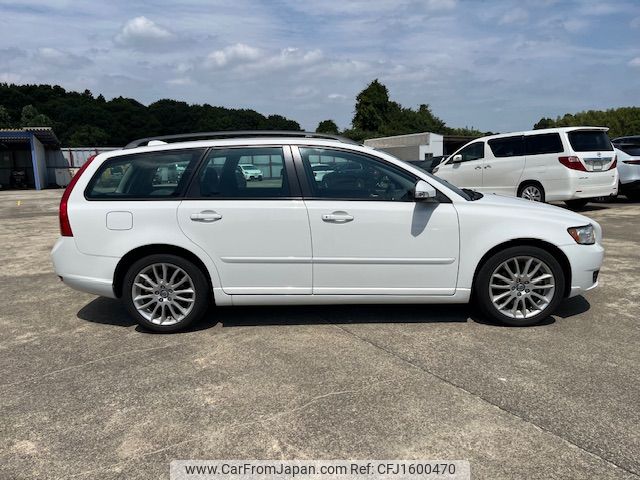 volvo v50 2010 CFJ1600470 image 1