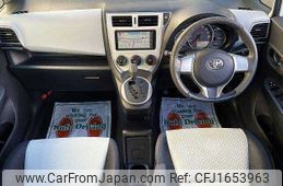 toyota ractis 2011 CFJ1653963