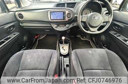 toyota vitz 2013 504928-927922