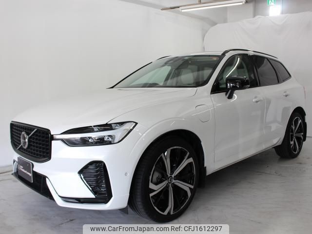 volvo xc60 2023 CFJ1612297 image 2