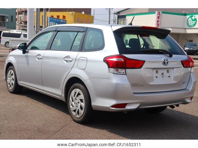 toyota corolla-fielder 2021 CFJ1652311 image 2