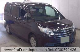 toyota noah 2014 quick_quick_DBA-ZRR80G_0019636