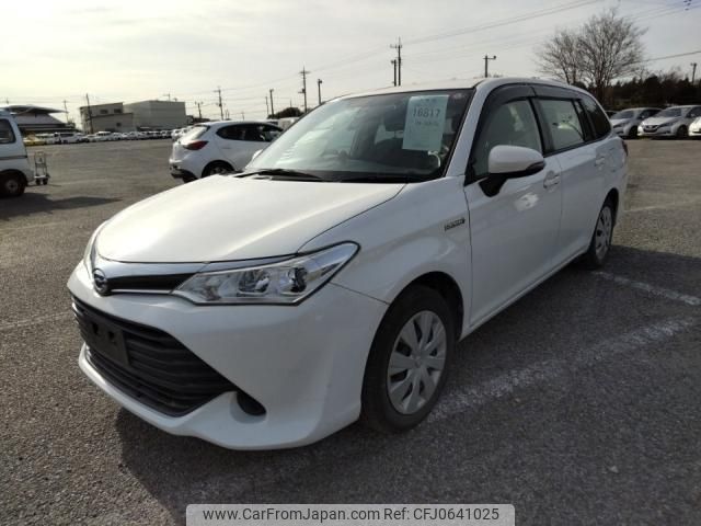 toyota corolla-fielder 2017 quick_quick_DAA-NKE165G_NKE165-7148826 image 1