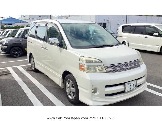 toyota voxy 2006 CFJ1805263 image 1