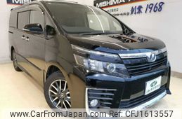 toyota voxy 2014 CFJ1613557
