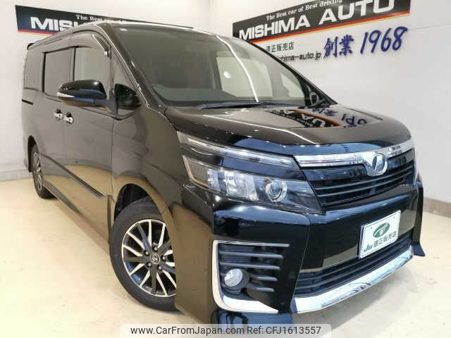 toyota voxy 2014 CFJ1613557 image 1
