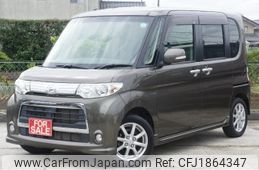 daihatsu tanto 2011 CFJ1864347