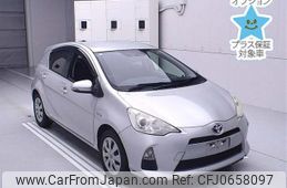 toyota aqua 2013 -TOYOTA--AQUA NHP10-2194518---TOYOTA--AQUA NHP10-2194518-