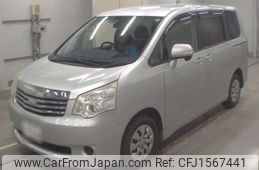 toyota noah 2011 CFJ1567441
