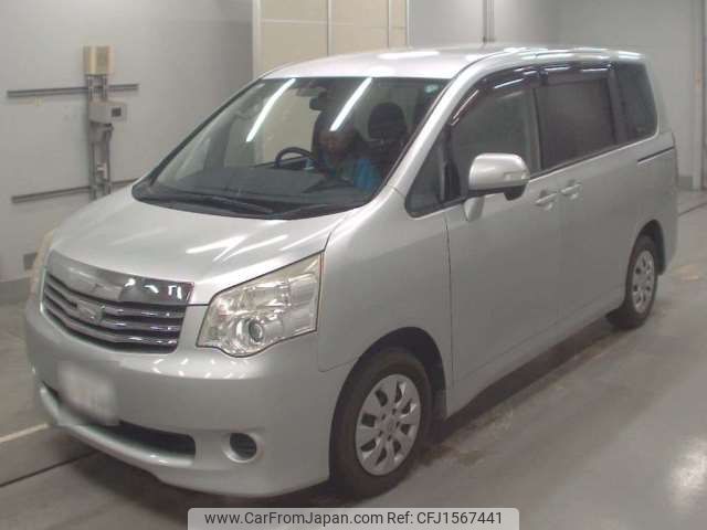 toyota noah 2011 CFJ1567441 image 1