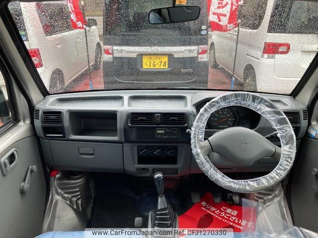 mitsubishi minicab-truck 2000 9851db851fd91d21a94a4a1872440e72 image 2