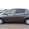 toyota vitz 2012 REALMOTOR_N2024060265F-10 image 6