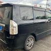 toyota voxy 2011 CFJ1555441 image 4