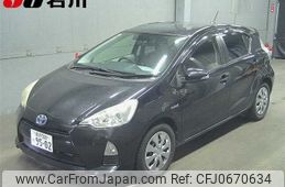 toyota aqua 2013 -TOYOTA 【金沢 500ﾒ9502】--AQUA NHP10--2173127---TOYOTA 【金沢 500ﾒ9502】--AQUA NHP10--2173127-