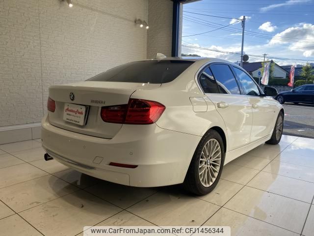 bmw 3-series 2014 quick_quick_3B20_WBA3B16070NS61355 image 2