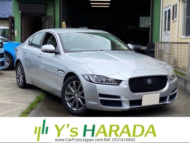 jaguar xe 2017 CFJ1616802 image 1