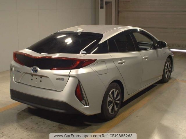 toyota prius-phv 2019 -TOYOTA--Prius PHV ZVW52-3106214---TOYOTA--Prius PHV ZVW52-3106214- image 2