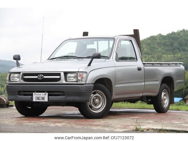 toyota hilux 2004 CFJ7123072 image 1