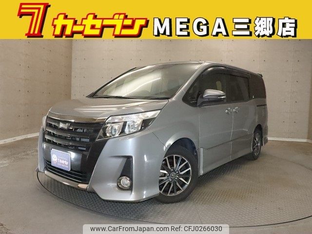 toyota noah 2017 -TOYOTA--Noah DBA-ZRR80W--ZRR80-0301688---TOYOTA--Noah DBA-ZRR80W--ZRR80-0301688- image 1