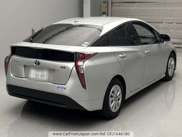 toyota prius 2017 CFJ1646180 image 2
