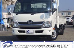 hino dutro 2016 CFJ1608069