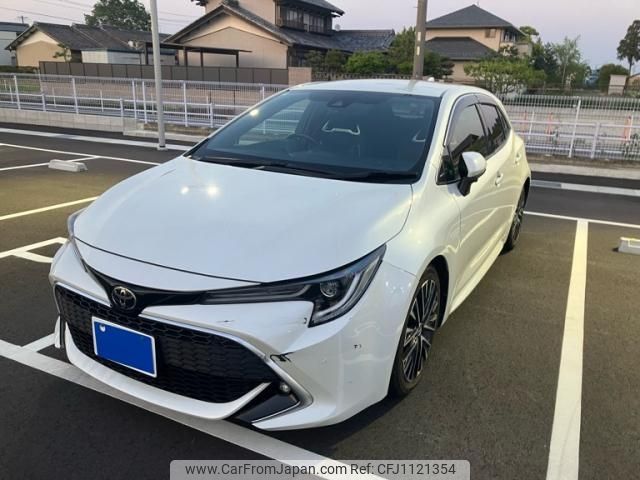toyota corolla-sport 2018 -TOYOTA--Corolla Sport 6AA-ZWE211H--ZWE211-1001928---TOYOTA--Corolla Sport 6AA-ZWE211H--ZWE211-1001928- image 1