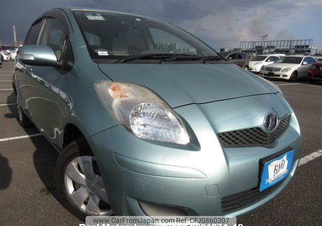 toyota vitz 2008 Y2025020127A-12 image 2