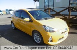 toyota aqua 2013 -TOYOTA--AQUA NHP10--2270721---TOYOTA--AQUA NHP10--2270721-