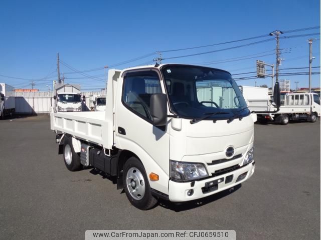 hino dutro 2024 CFJ0659510 image 1