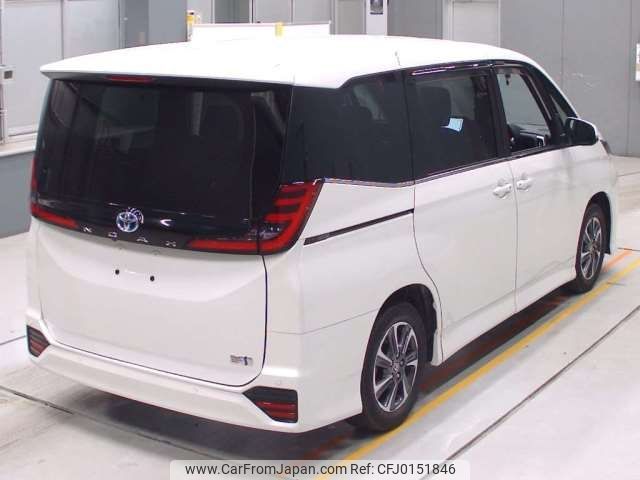 toyota noah 2023 -TOYOTA--Noah 6AA-ZWR90W--ZWR90-0123231---TOYOTA--Noah 6AA-ZWR90W--ZWR90-0123231- image 2