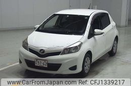 toyota vitz 2012 -TOYOTA--Vitz DBA-KSP130--KSP130-2049240---TOYOTA--Vitz DBA-KSP130--KSP130-2049240-