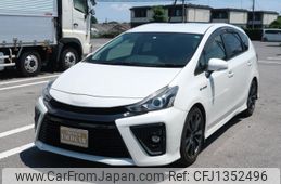 toyota prius-α 2015 -TOYOTA 【名変中 】--Prius α ZVW41W--0028311---TOYOTA 【名変中 】--Prius α ZVW41W--0028311-
