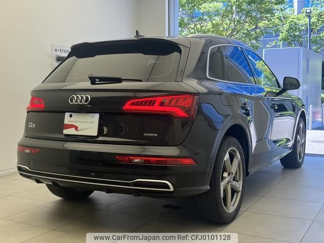 audi q5 2019 quick_quick_DBA-FYDAXS_WAUZZZFY8K2007846 image 2