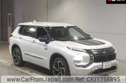 mitsubishi outlander-phev 2024 CFJ1758895