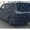 toyota voxy 2018 quick_quick_DBA-ZRR80W_0388894 image 2