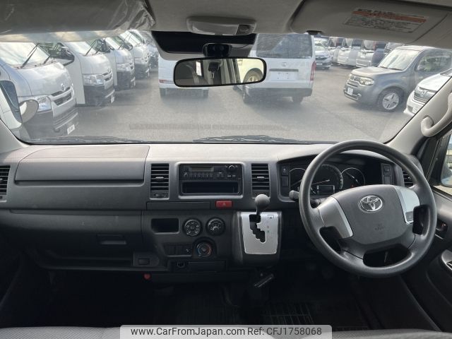 toyota regiusace-van 2020 CFJ1758068 image 2