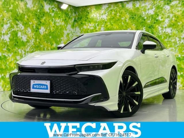 toyota crown 2022 CFJ1624517 image 1