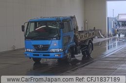 nissan nissan-others 2005 CFJ1837189