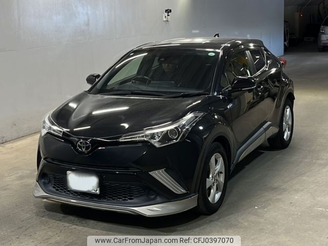 toyota c-hr 2017 -TOYOTA 【佐世保 331ち99】--C-HR NGX50-2010438---TOYOTA 【佐世保 331ち99】--C-HR NGX50-2010438- image 1