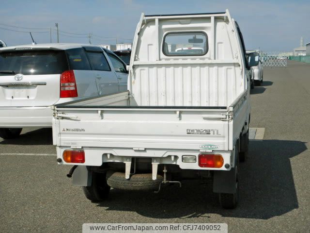 mitsubishi minicab-truck 1994 No.13889 image 2