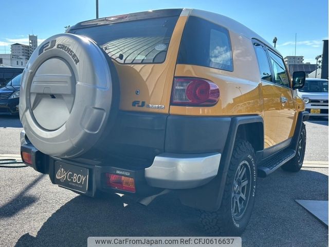 toyota fj-cruiser 2011 -TOYOTA--FJ Curiser GSJ15W--GSJ15-0112985---TOYOTA--FJ Curiser GSJ15W--GSJ15-0112985- image 2