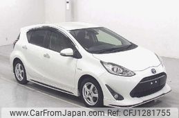 toyota aqua 2018 -TOYOTA--AQUA NHP10--6688240---TOYOTA--AQUA NHP10--6688240-