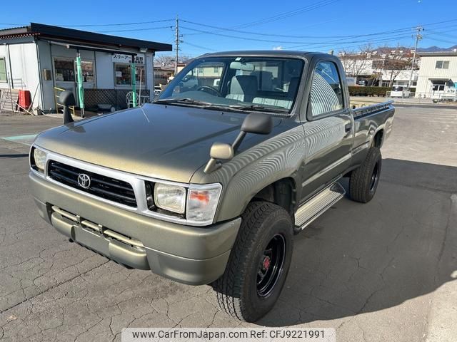 toyota hilux 2002 GOO_NET_EXCHANGE_1201272A30231113W001 image 1