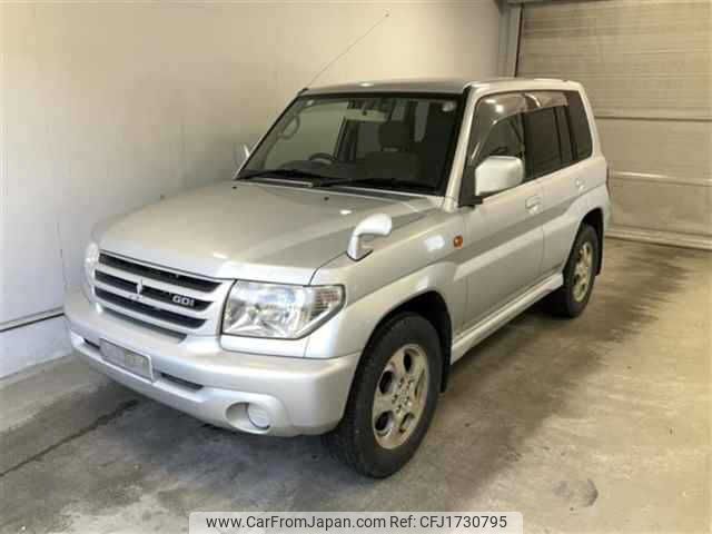 mitsubishi pajero-io 2002 CFJ1730795 image 1